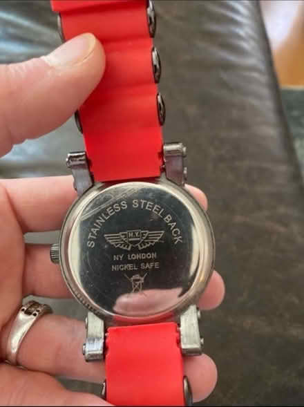 Photo of free Men’s Large Watch ⌚ (Cheshunt En8) #4