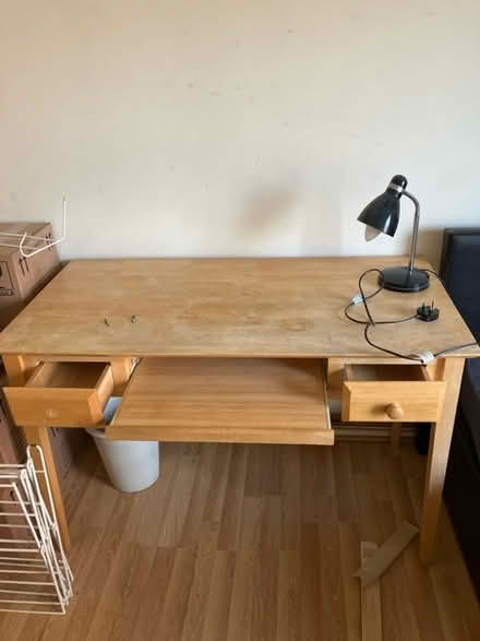 Photo of free Computer desk and desk lamp (South Bermondsey SE15) #1