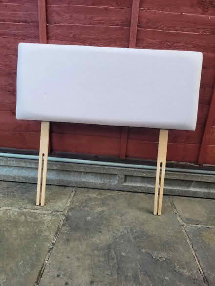 Photo of free SINGLE Headboard (Eden Park) #3