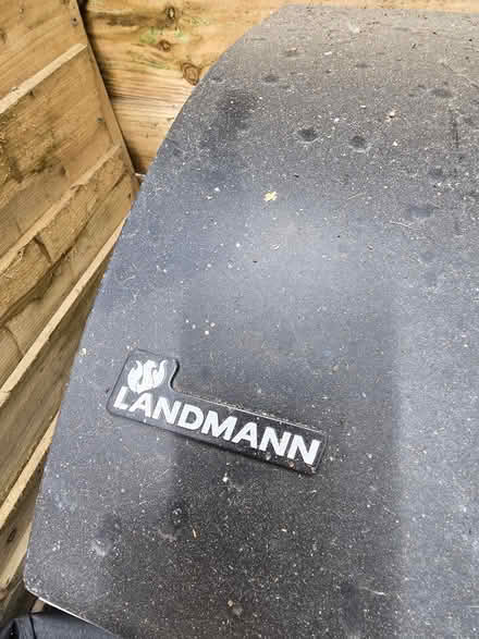 Photo of free BBQ Large (CT21) #2