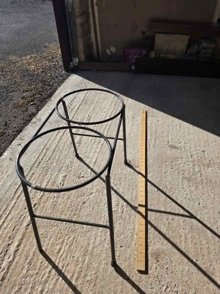 Photo of free Dual Dog Bowl Stand (Yarnton OX5) #1