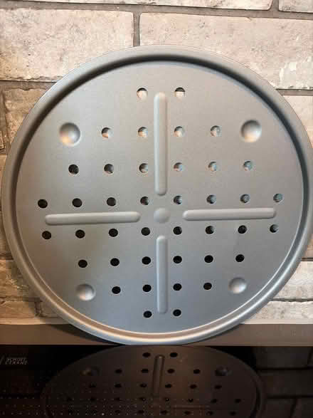 Photo of free Pizza tray (Tilehurst RG30) #1