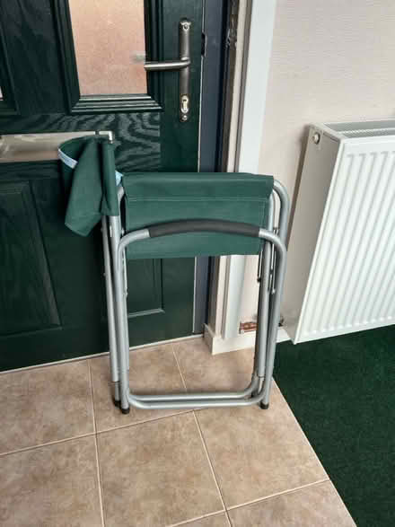 Photo of free Directors chair (Caton) #1