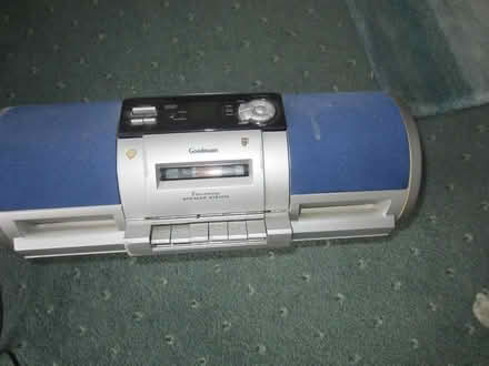 Photo of free CD Player (Golders Green London NW11) #3