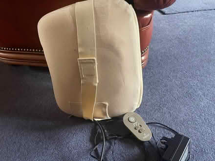 Photo of free Massage pillow with electric control. (Bengeo SG14) #2