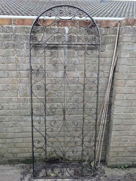 Photo of free Wrought Iron gate (NR28) #1