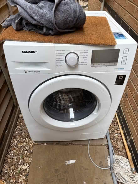 Photo of free Samsung washing machine not working (Bure park OX26) #1