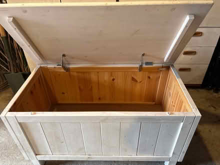 Photo of free Wooden Blanket/Storage Box (Willington DE65) #1