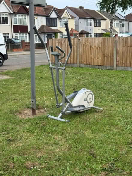 Photo of free Cross Trainer (Harold Hill ,RM3) #3