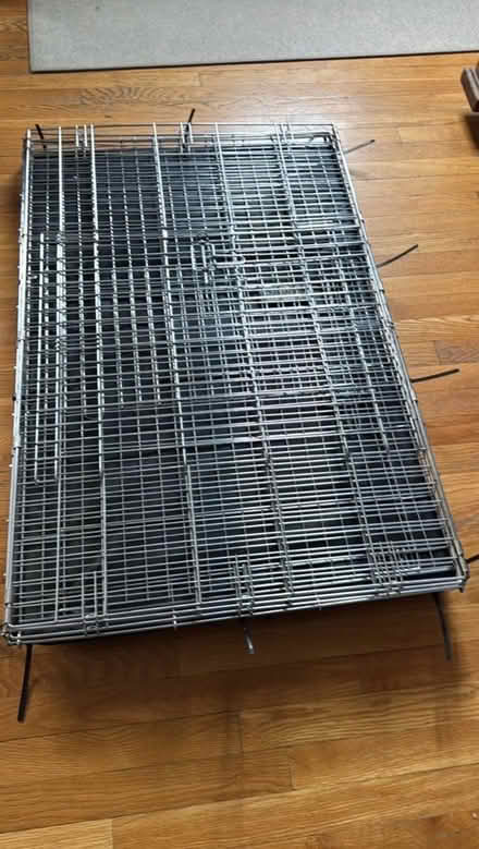 Photo of free Folding Hvy Dty Dbl Door Dog Crate (Catonsville, MD) #2