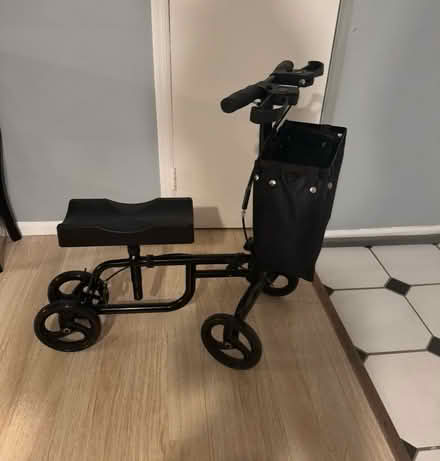 Photo of free mobility aids bundle (Staten Island, NY) #3