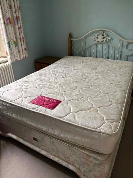 Photo of free Double bed & Mattress (Broomhill S10) #1