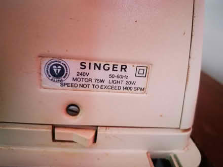 Photo of free Vintage Singer Sewing Machine table (Coventry by Burton Green CV4) #4