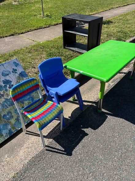 Photo of free kids furniture/sports (Alexandria, Ft. Hunt - 22308) #1