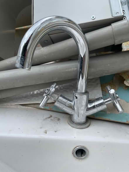 Photo of free Bathroom basin and tap (St. Margaret’s, TW1 1) #2