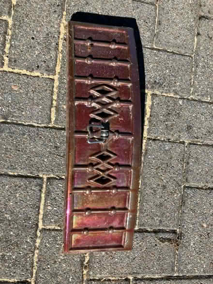 Photo of free cast iron front of a fireplace (Weston Park BA1) #1