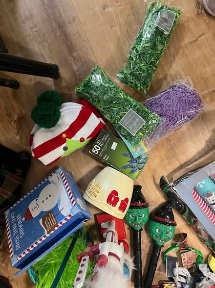 Photo of free Xmas decor and wrapping (Bloor West Village) #2