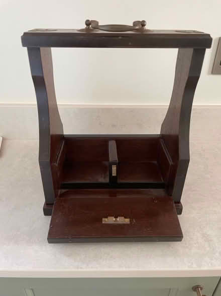 Photo of free Decanter holder (BR2) #1