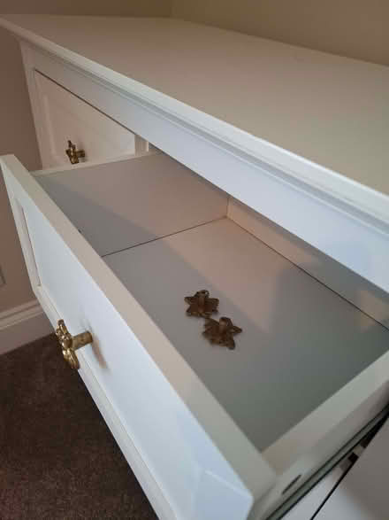Photo of free white drawers (Quernmore LA2) #3