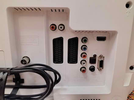 Photo of free Sony Bravia 19" TV — fully working (Harborne B17) #4