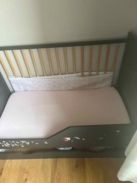 Photo of free Cot bed / toddler bed (Queenstown Road SW8) #1