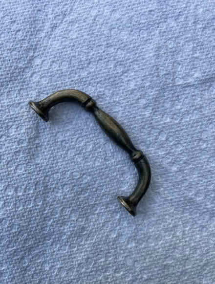 Photo of free Kitchen cabinets hinges and handles (Livingston) #1