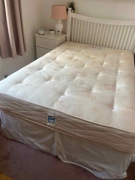 Photo of free 4ft Divan Bed (Bexleyheath DA6) #2