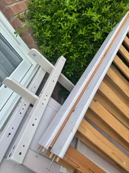 Photo of free 2 single beds/ bunk bed (GL3) #2