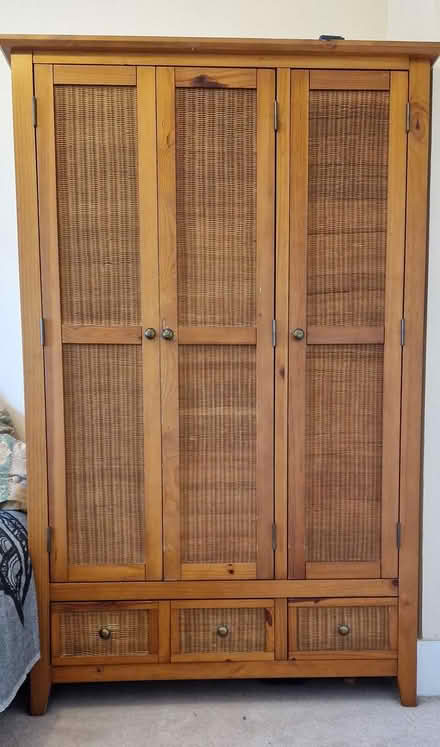 Photo of free wardrobe / cupboard (Penenden Heath) #1