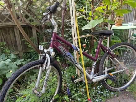 Photo of free Small ladies bicycle, Raleigh Mantis (Wimbledon SW19) #2