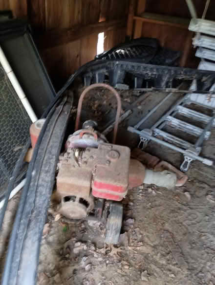 Photo of metal scrappers (Romulus on Inkster) #2