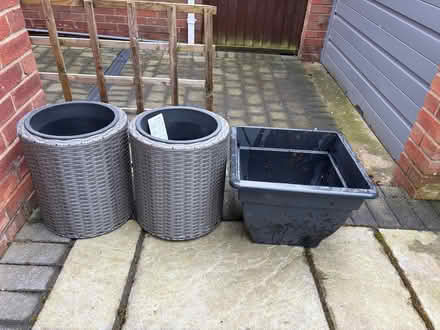 Photo of free Various Plant Pots (Longbarn WA2) #4
