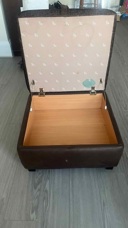 Photo of free Brown ottoman chair (Kt5) #3