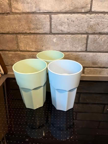 Photo of free plastic beakers (Tilehurst RG30) #1