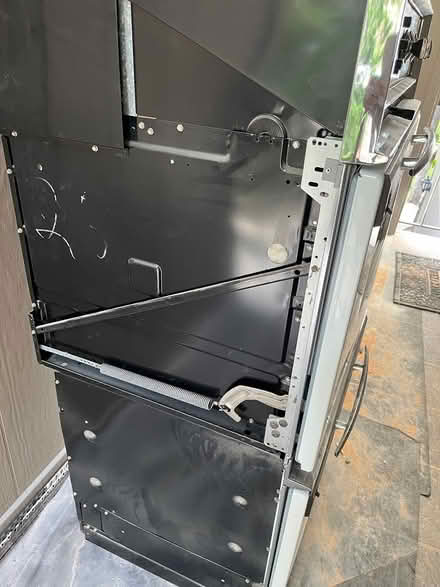 Photo of free GE double oven (Americana) (Saratoga Village) #4