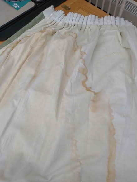 Photo of free Green curtains 2 (Didcot OX11) #2