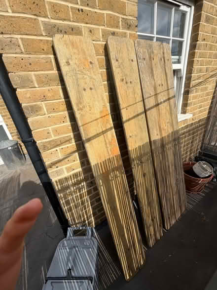 Photo of free Garden benches & table (Hackney Central E8) #1