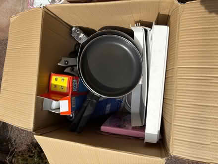 Photo of free Kitchen bric a brac (KT10) #1