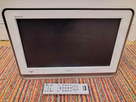 Photo of free Sony Bravia 19" TV — fully working (Harborne B17) #1