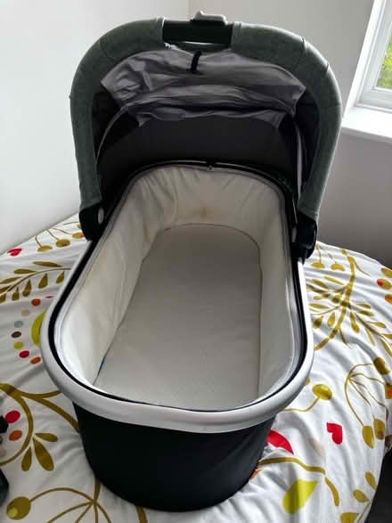 Photo of free Uppababy Bassinet/carrycot (The Triangle Estate RH15) #2