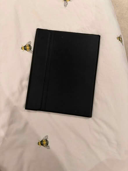 Photo of free ipad keyboard (Walthamstow Central) #1