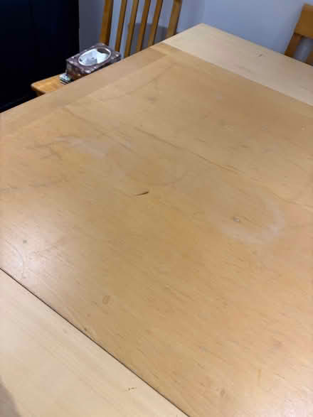 Photo of free Large extending dining table (Snodland) #1
