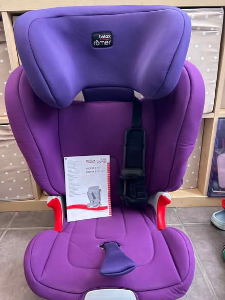 Photo of free Britax high back booster car seat (Corringham SS17) #1
