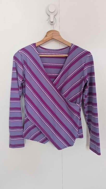 Photo of free Long sleeve tops (CR0) #1