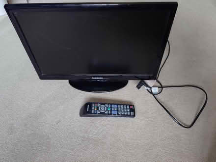Photo of free Samsung Tv (Nanpantan LE11) #3