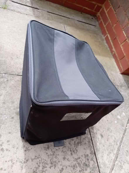 Photo of free Various containers (TW3 Hounslow) #4
