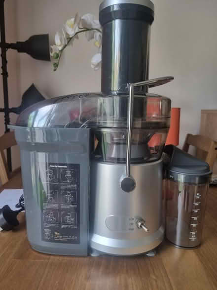 Photo of free GDOR 1200W Juicer, (NO BOX) (Victoria Park E9) #1