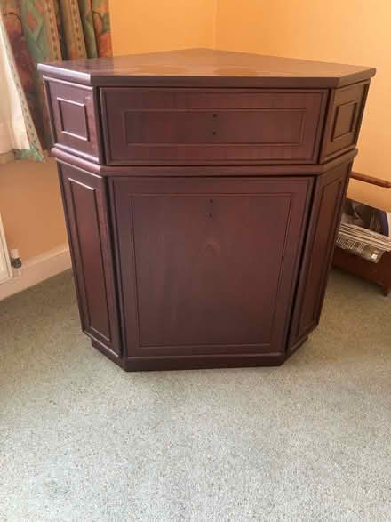 Photo of free 1980s Nathan sapele veneer corner cabinet (Little Herberts GL53) #1