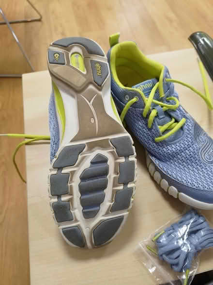 Photo of free women shoes size 8 (Stratford E15) #3