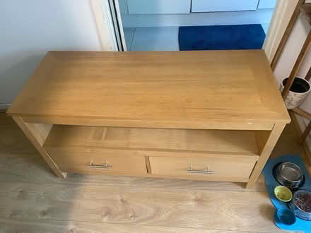 Photo of free TV Bench (Queens Park W10) #2